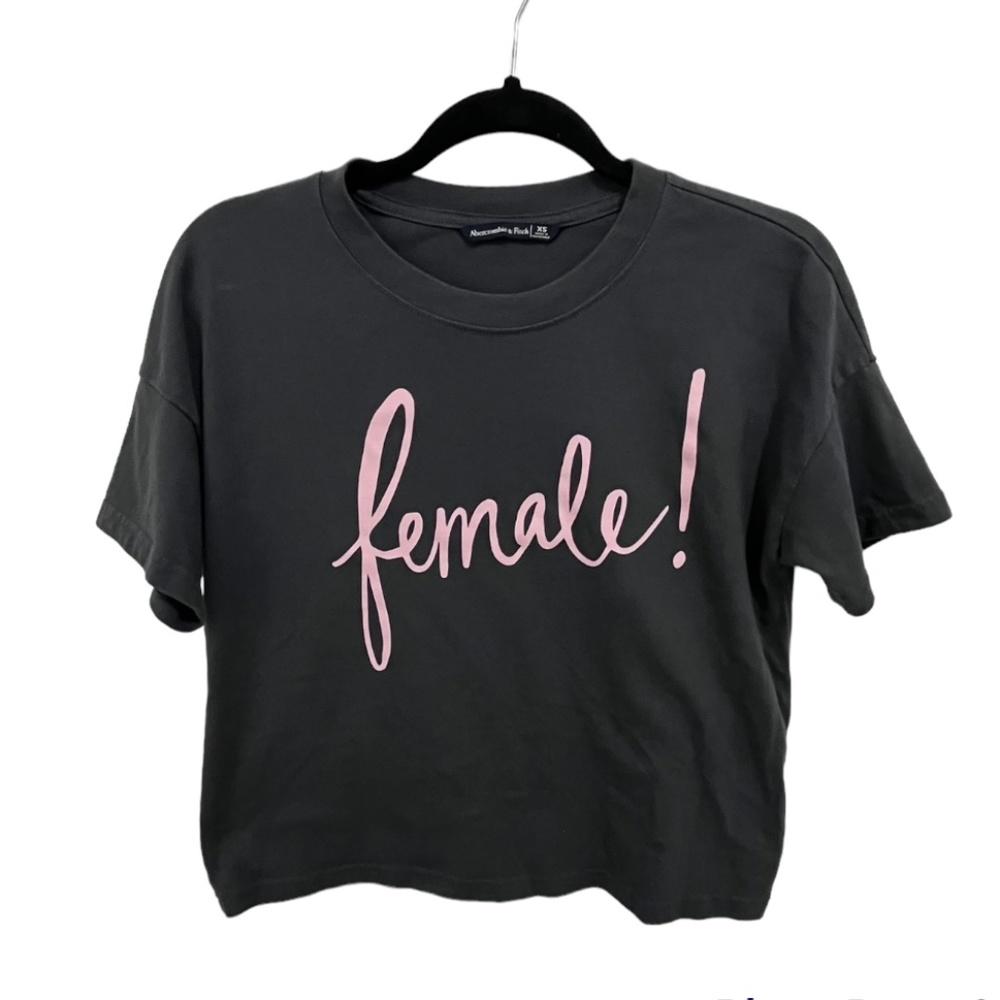 Abercrombie & Fitch  Graphic T-shirt Size XS